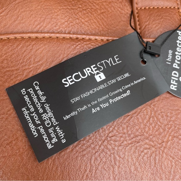 🆕K.Carroll Jane Laptop Bag in Camel - Picture 7 of 10